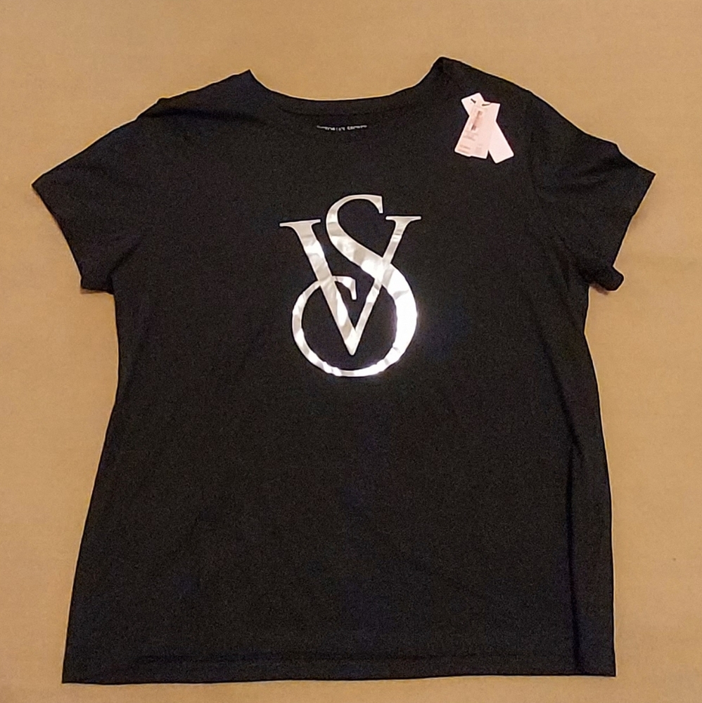 Victoria' Secret t-shirt or sleepwear  top  pajama